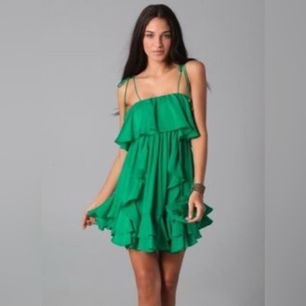 T-Bags Los Angeles Silky Green Ruffle Hem Dress EUC
